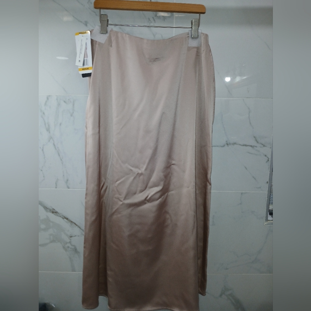 Satin Skirt Various Sizes Mushroom Color By French Connection NWT - Picture 4 of 12